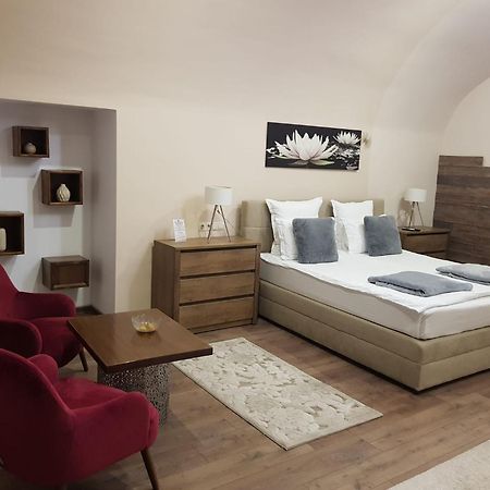Imperial Rooms - Ultracentral - Jacuzzi Cu Hidromasaj Oradea Exterior foto