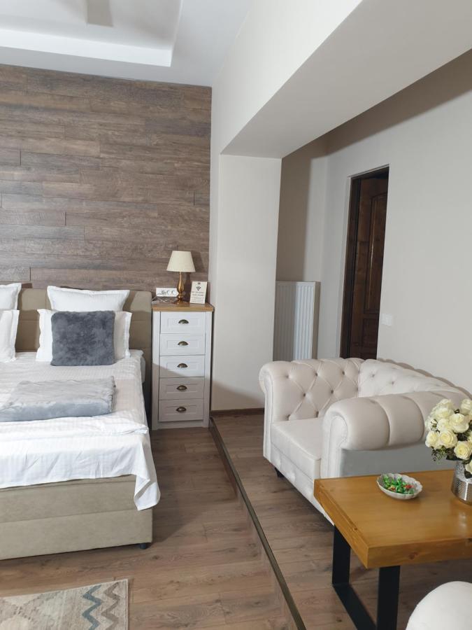 Imperial Rooms - Ultracentral - Jacuzzi Cu Hidromasaj Oradea Exterior foto