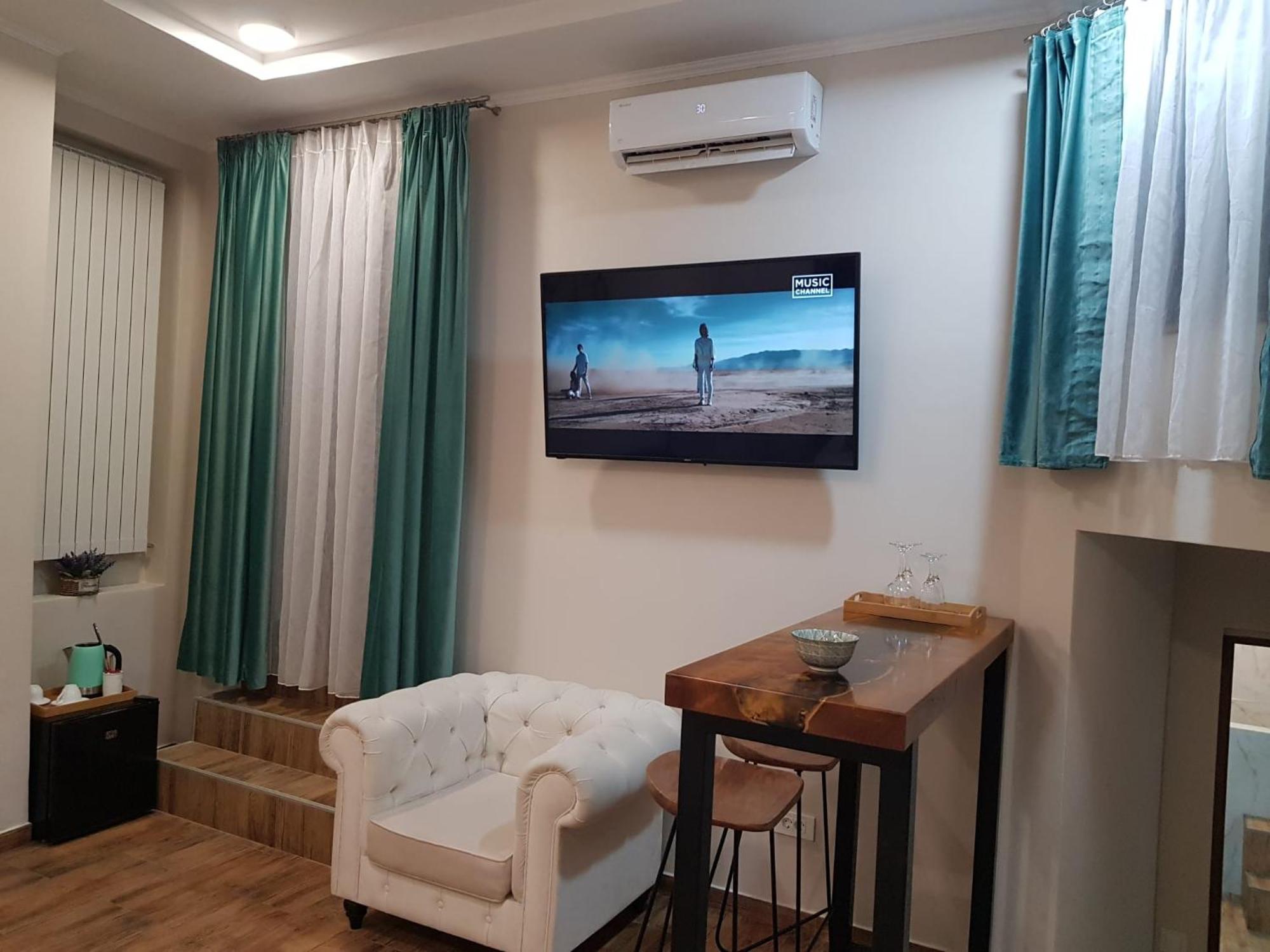 Imperial Rooms - Ultracentral - Jacuzzi Cu Hidromasaj Oradea Exterior foto