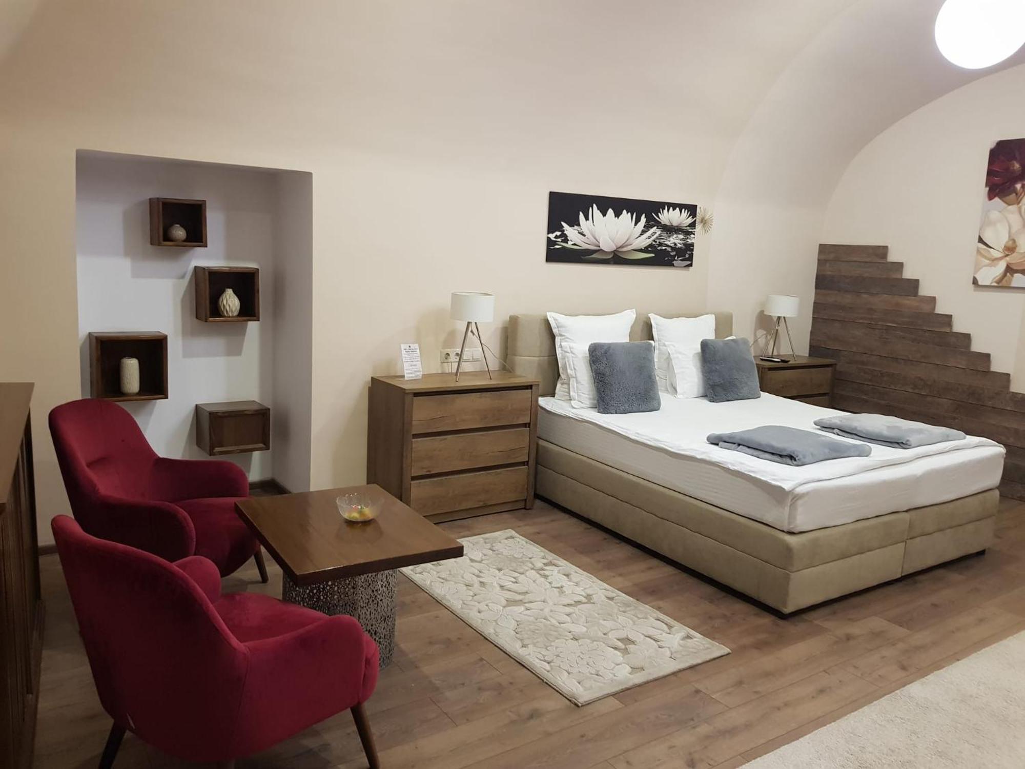 Imperial Rooms - Ultracentral - Jacuzzi Cu Hidromasaj Oradea Exterior foto