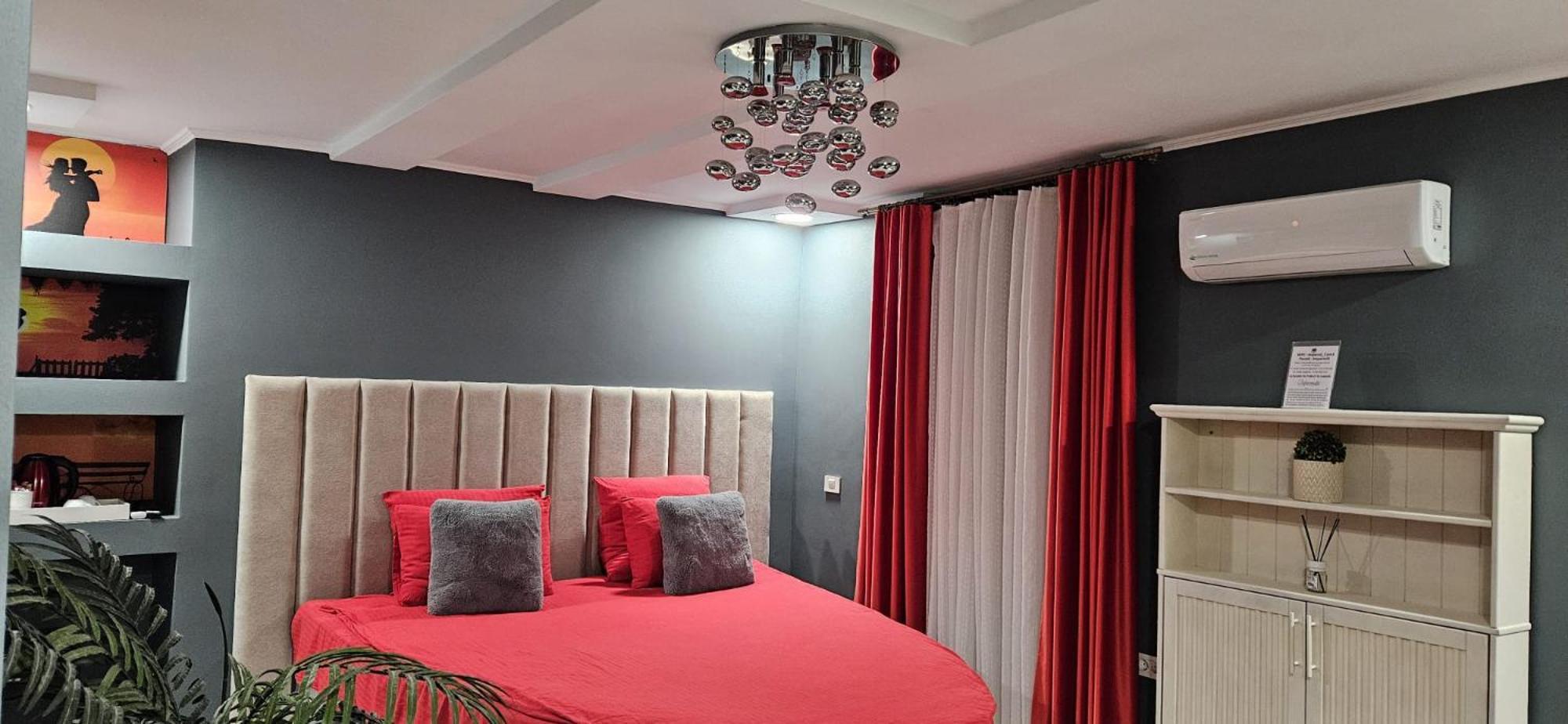 Imperial Rooms - Ultracentral - Jacuzzi Cu Hidromasaj Oradea Exterior foto